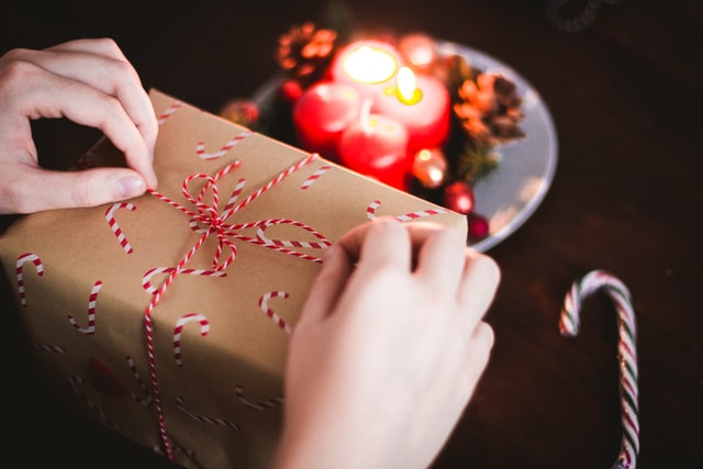 Top Diwali Gifting Ideas To Make Your Loved Ones Happy And Healthy